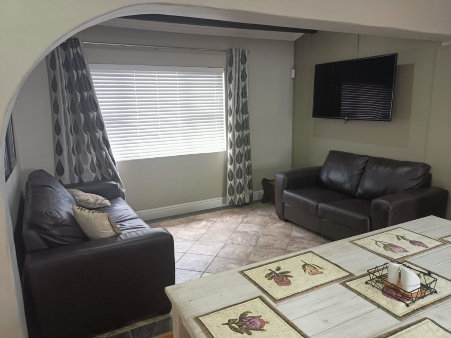 9 Bedroom Property for Sale in Greenfields Eastern Cape